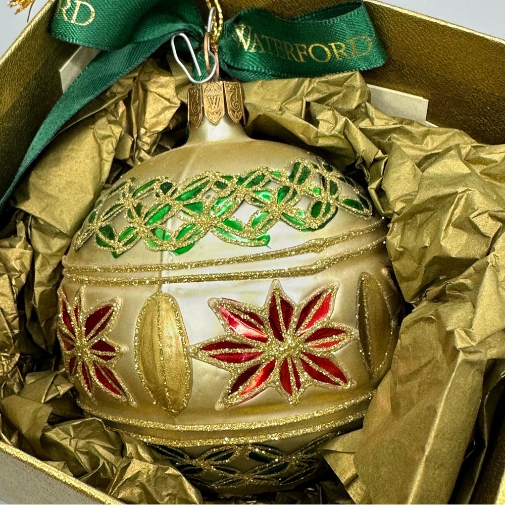 Waterford Holiday Heirlooms Christmas Poinsettia Ball Ornament with Box